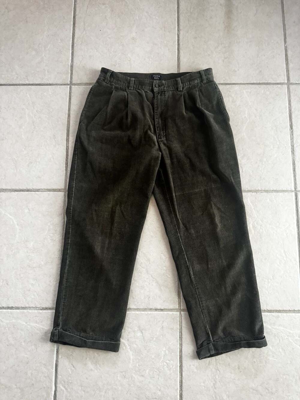 Trader Bay Mens Green Pleated Corduroy Pants Size 36x29